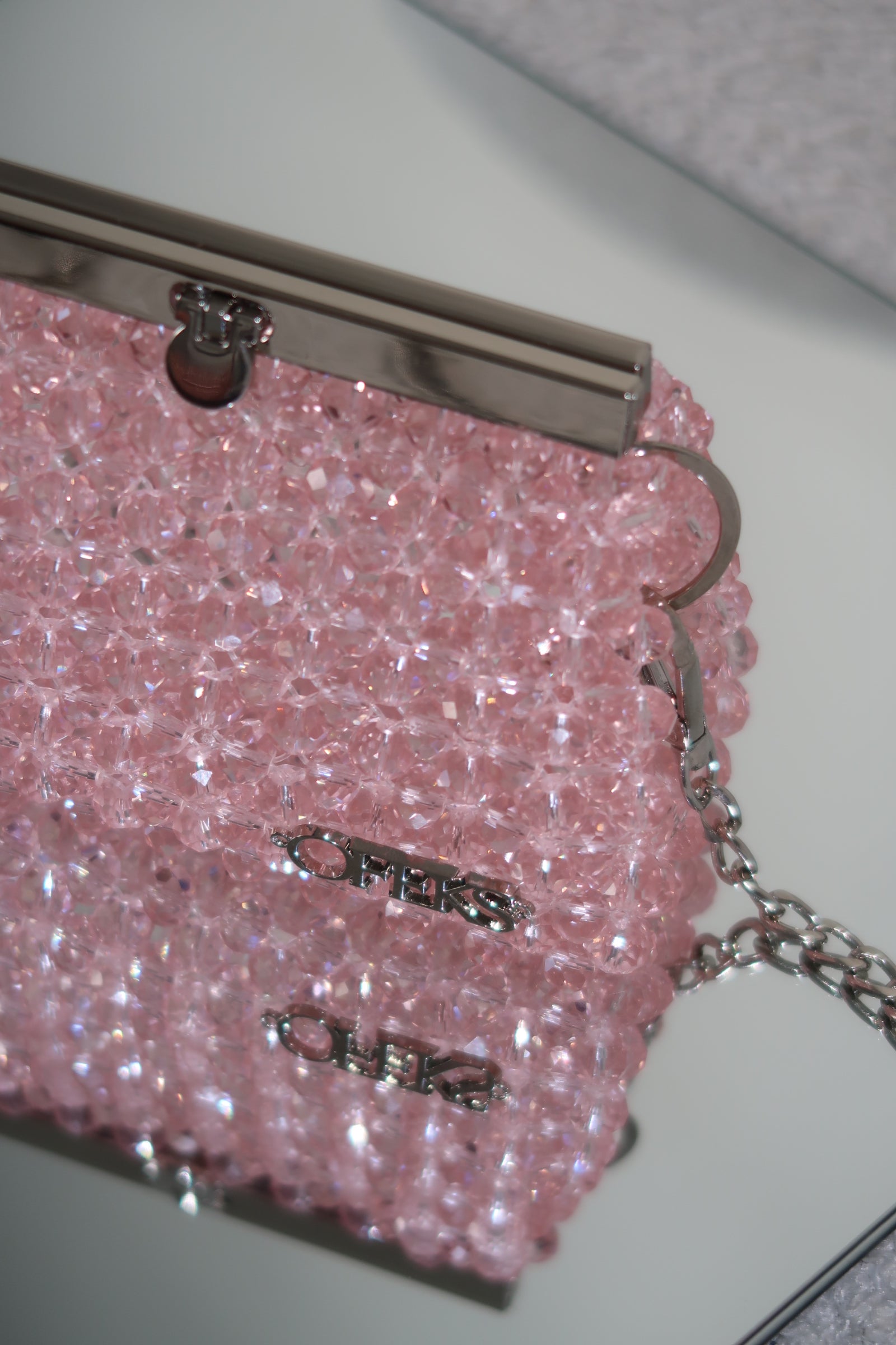 THE HANDYBAG