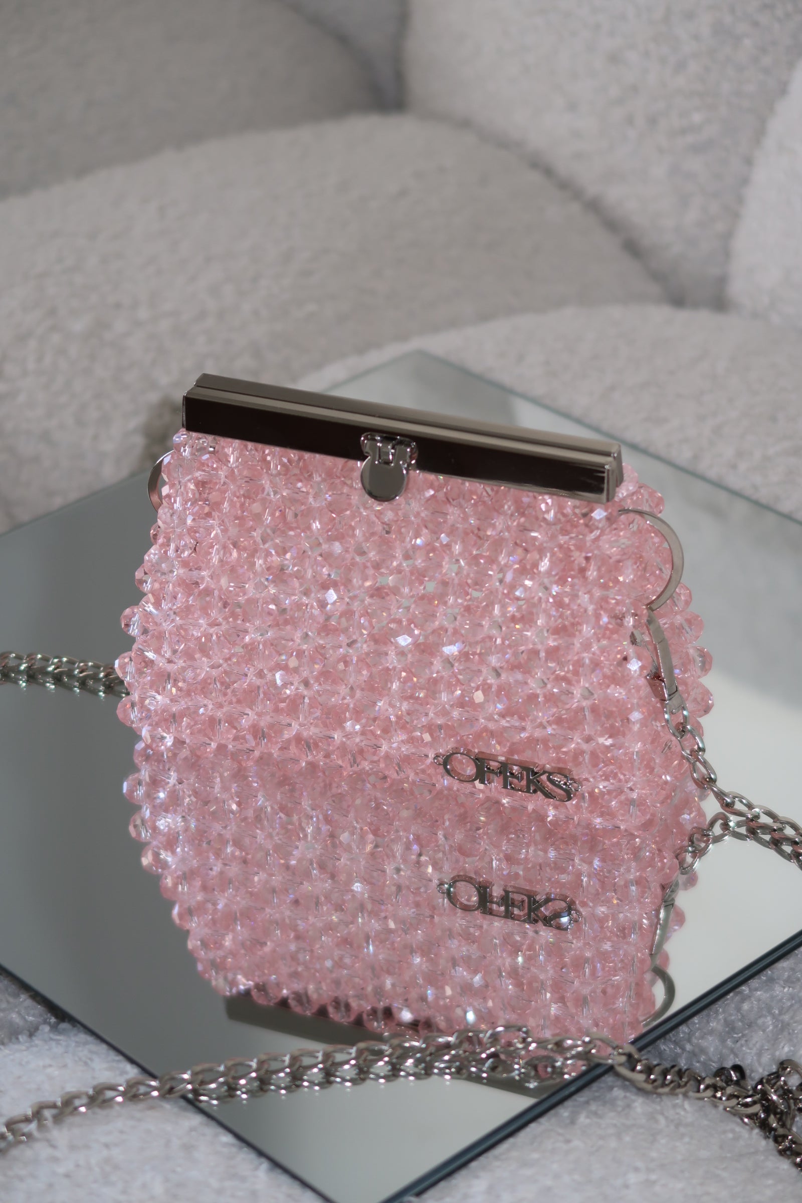 THE HANDYBAG