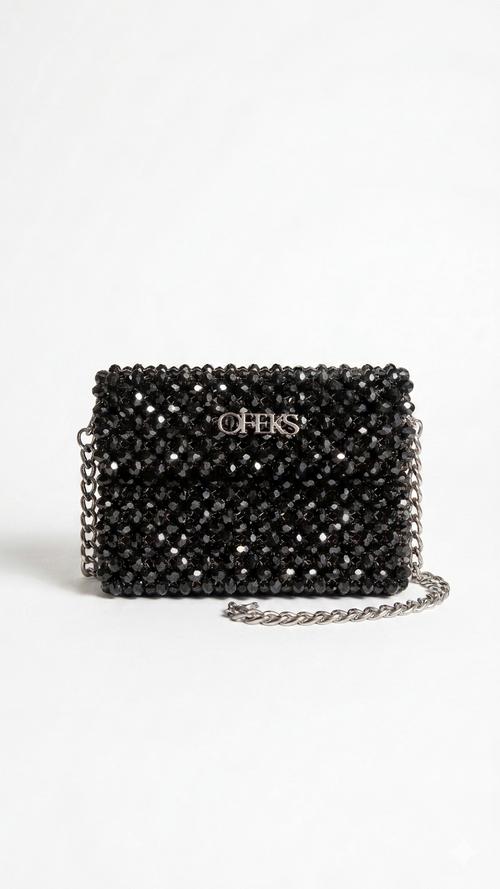 BLACK POUCH