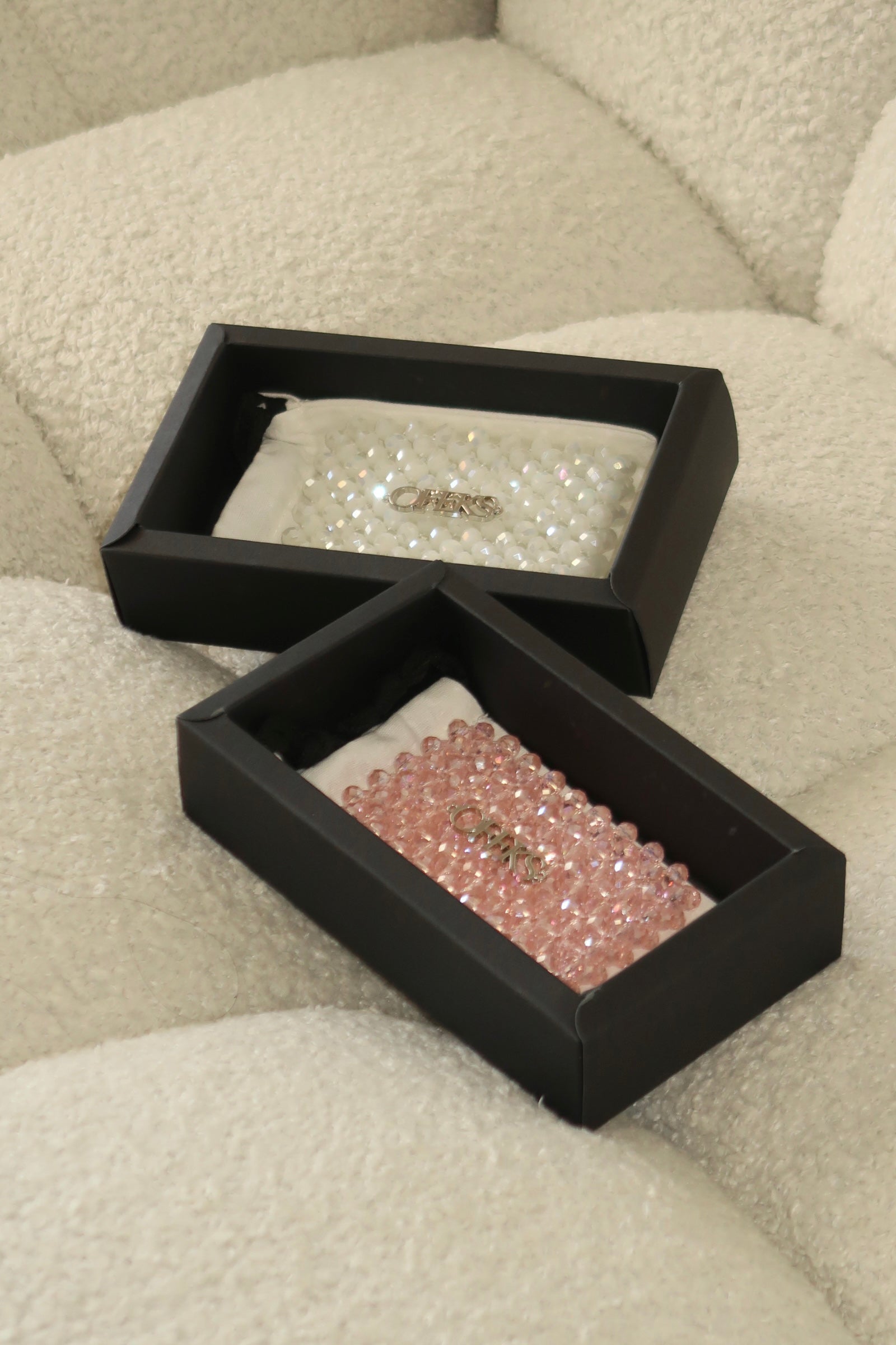 CARD HOLDER