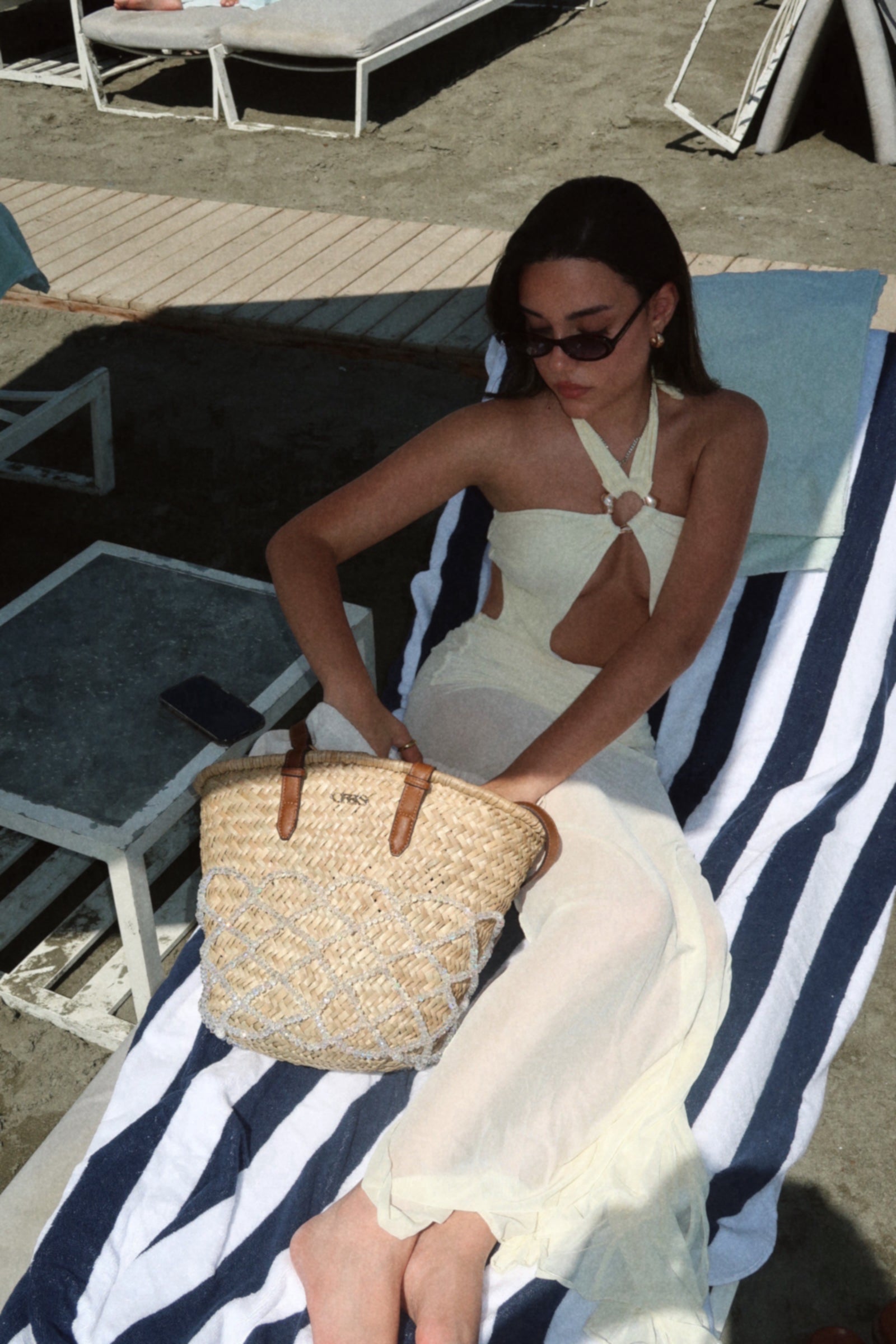 THE BEACHBAG