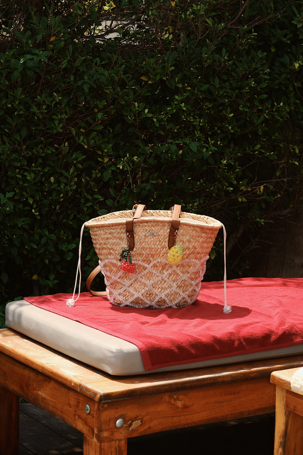 THE BEACHBAG