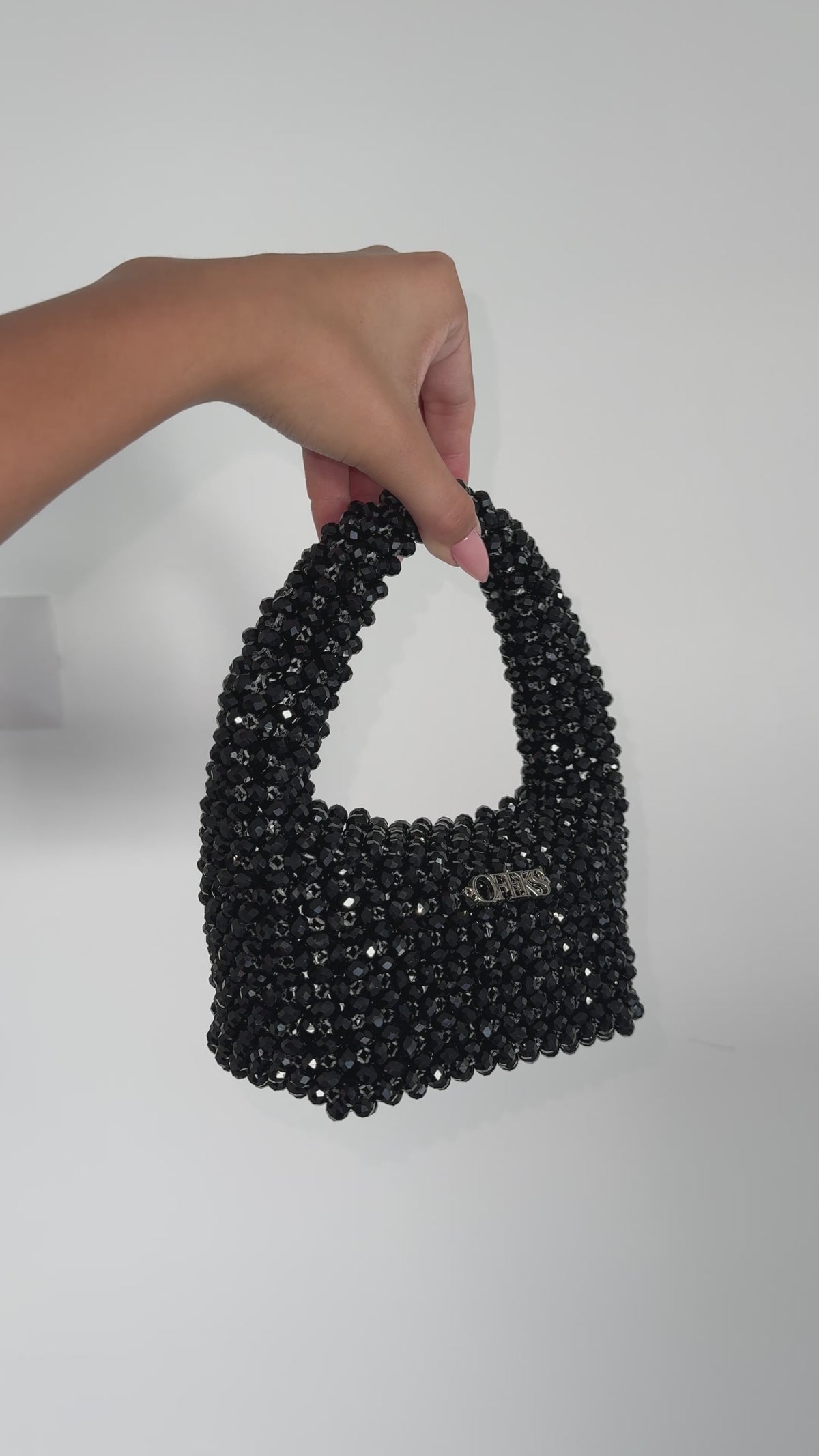 N°8 BLACK